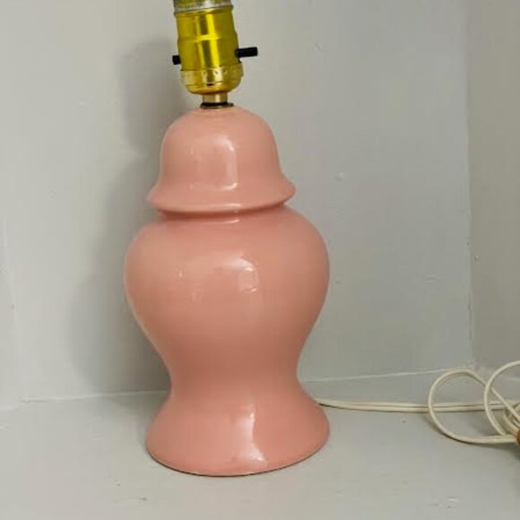 Porcelain Pink  Ginger Jar Table Lamp,  Small Electrical Lamp Girl Bedroom Decor - Picture 9 of 11